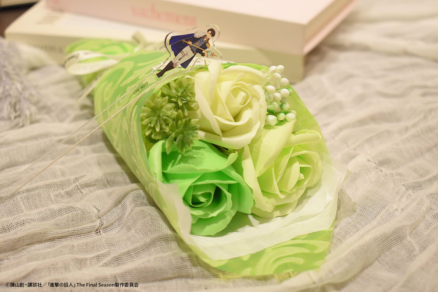 『進撃の巨人』エスクリコラボ第三弾　アクリルピック付きシャボンフラワーセット　リヴァイ