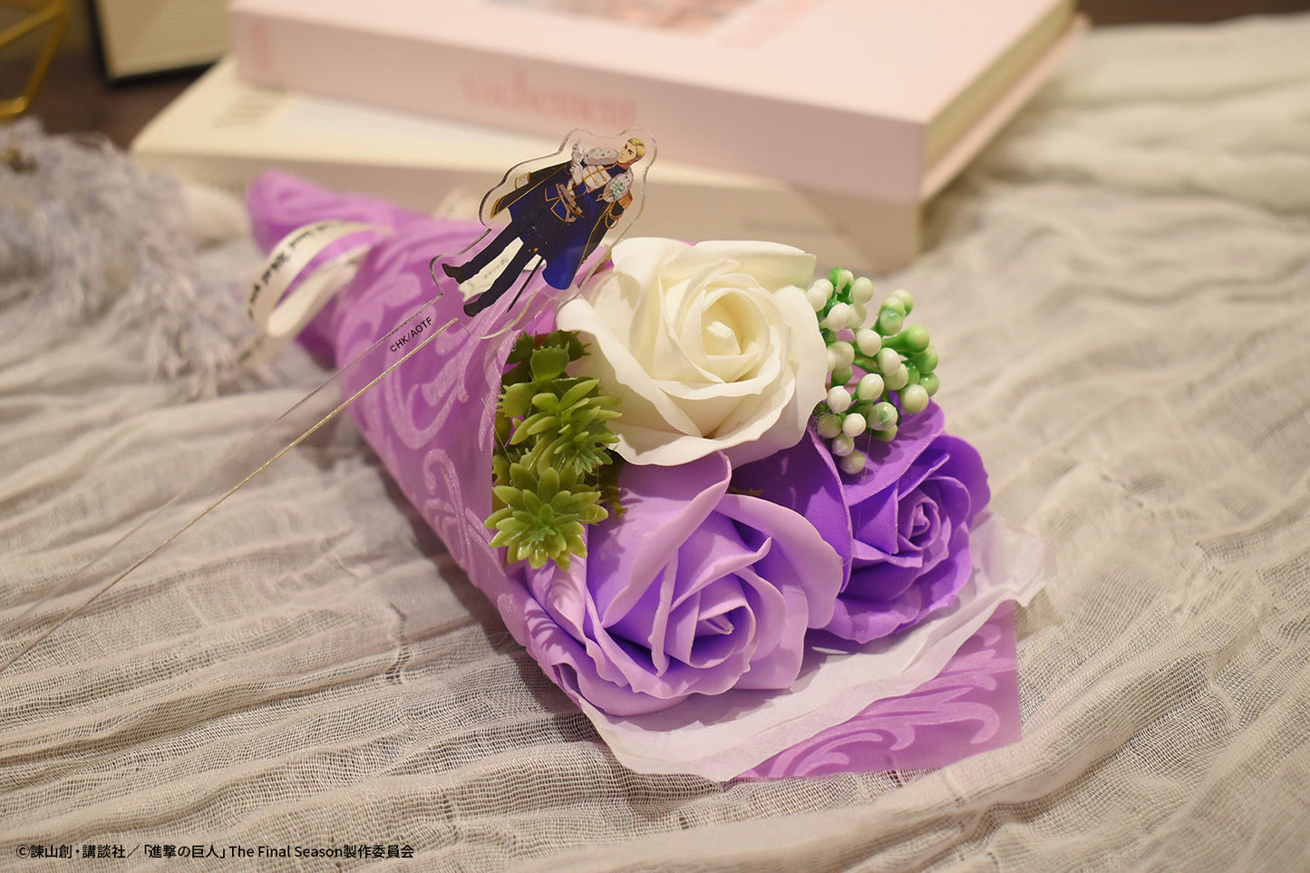 『進撃の巨人』エスクリコラボ第三弾　アクリルピック付きシャボンフラワーセット　エルヴィン